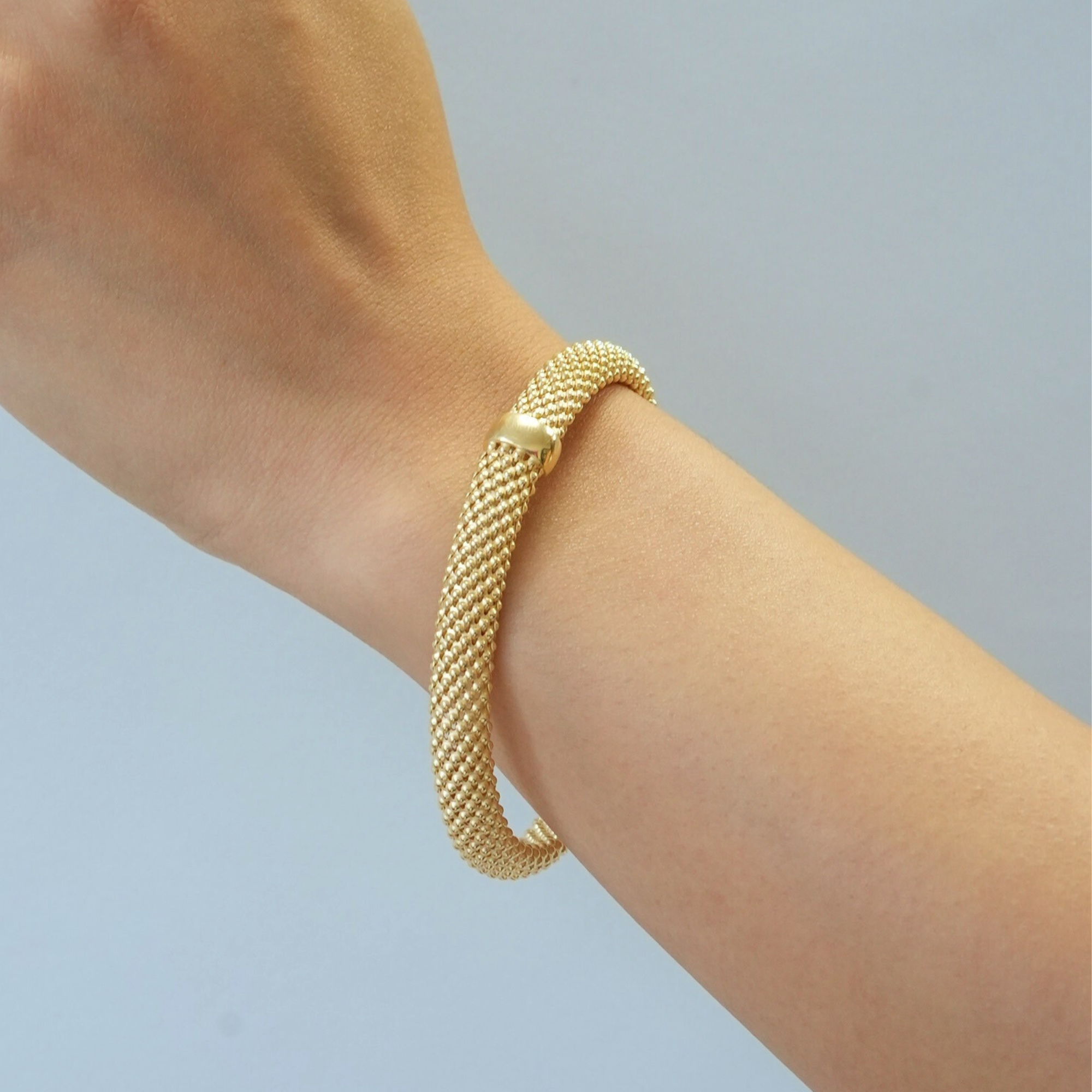 THE MIRA MESH BRACELET