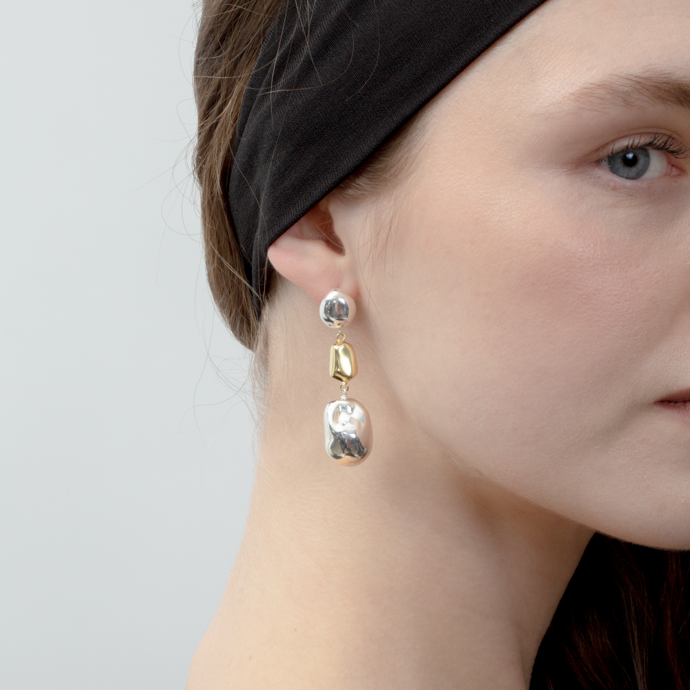HELSA EARRING