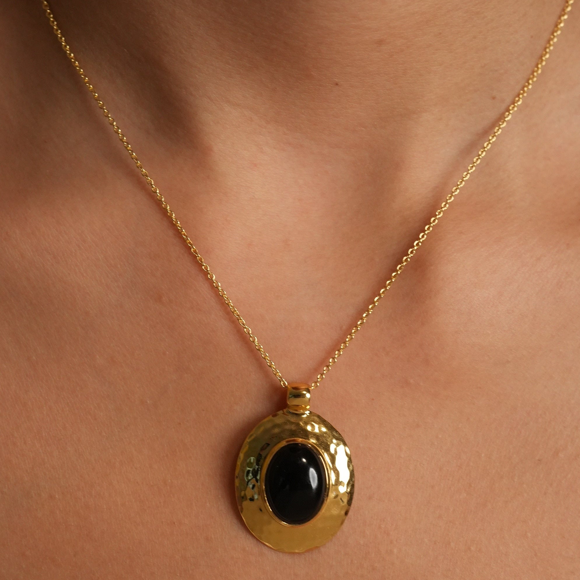 TERRA NECKLACE — ONYX