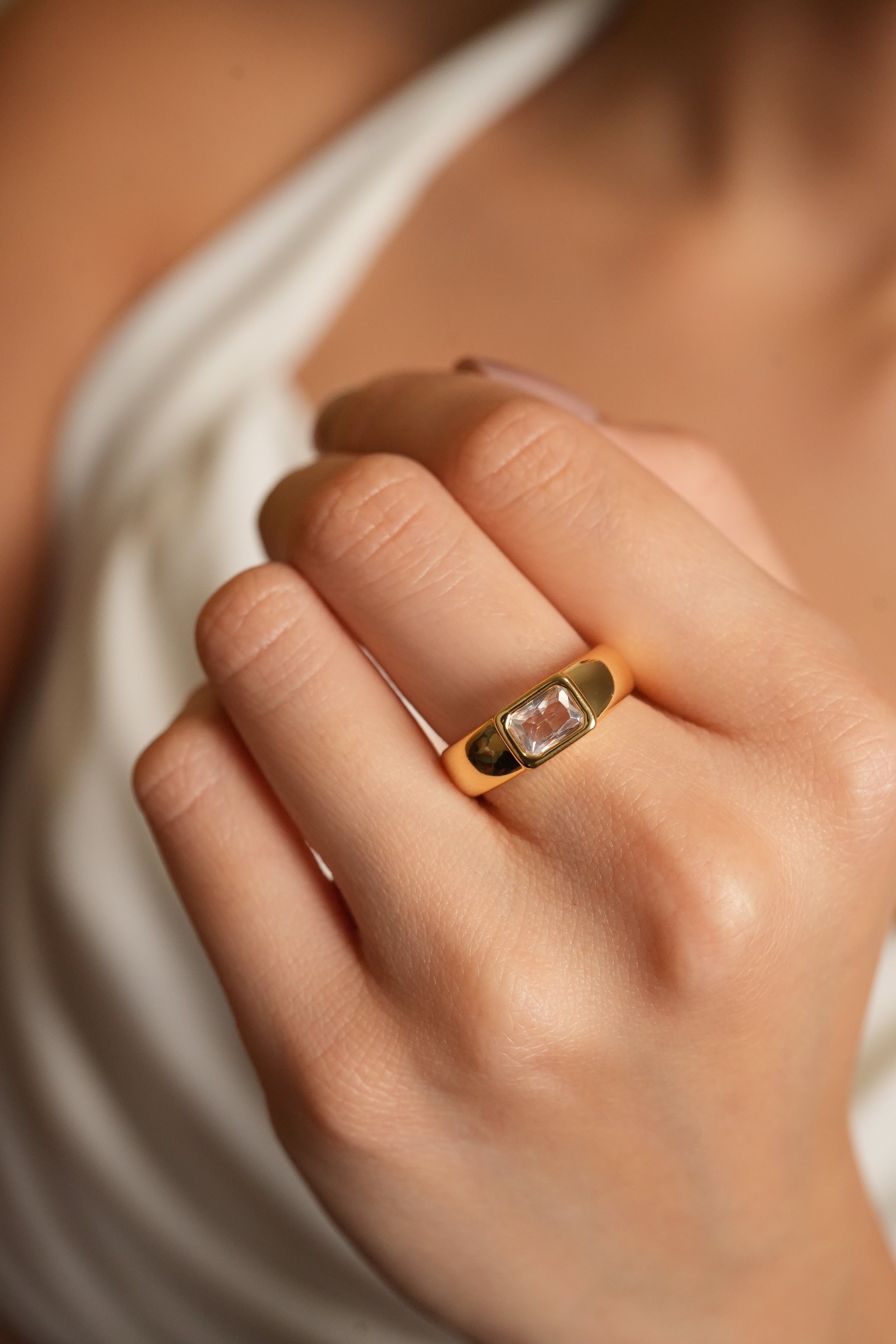 BAGUETTE HEIRLOOM RING