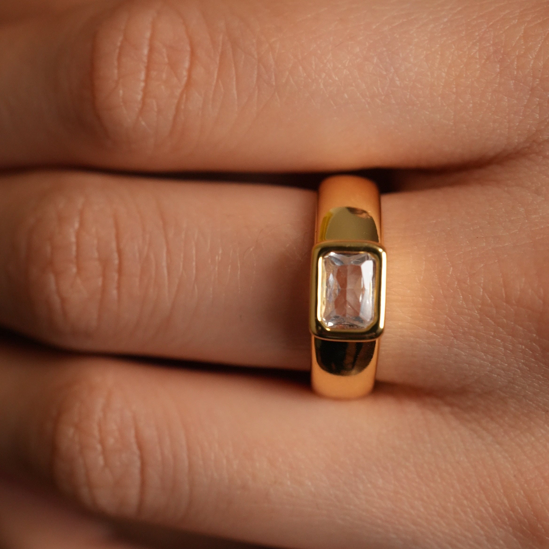 BAGUETTE HEIRLOOM RING
