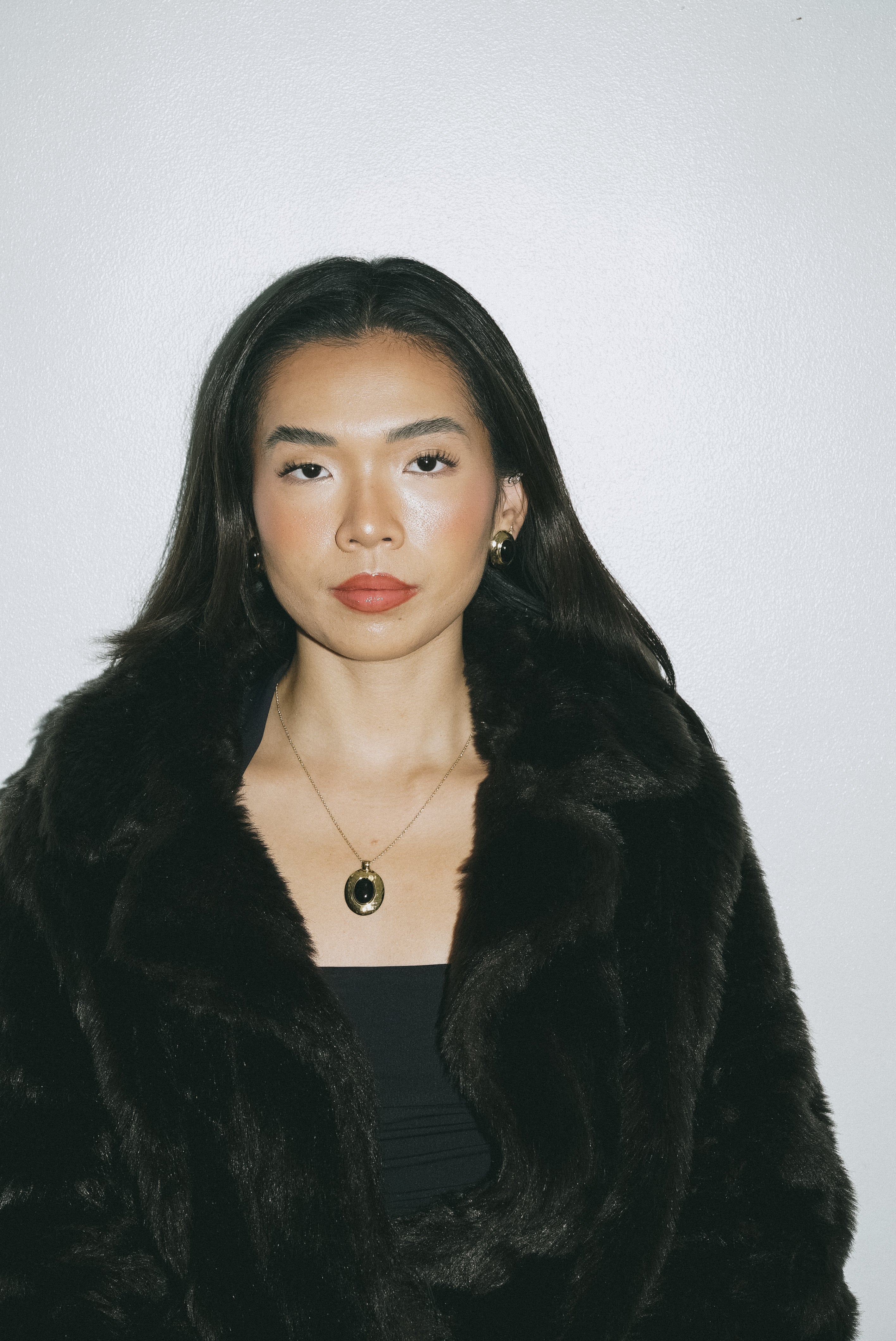 TERRA STUDS — ONYX