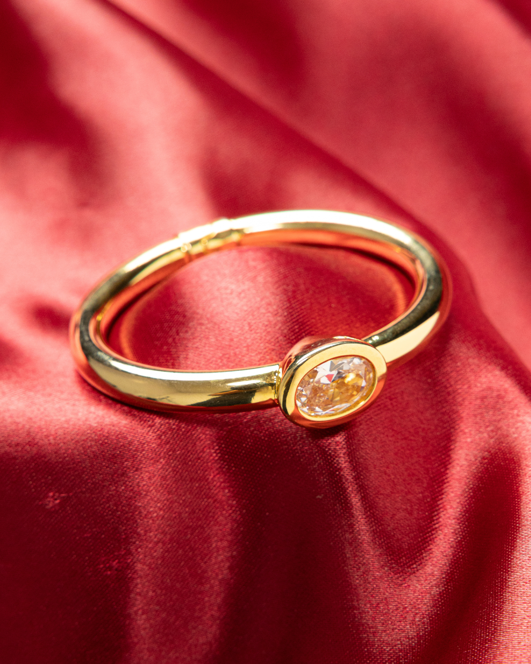 OVAL HEIRLOOM BANGLE