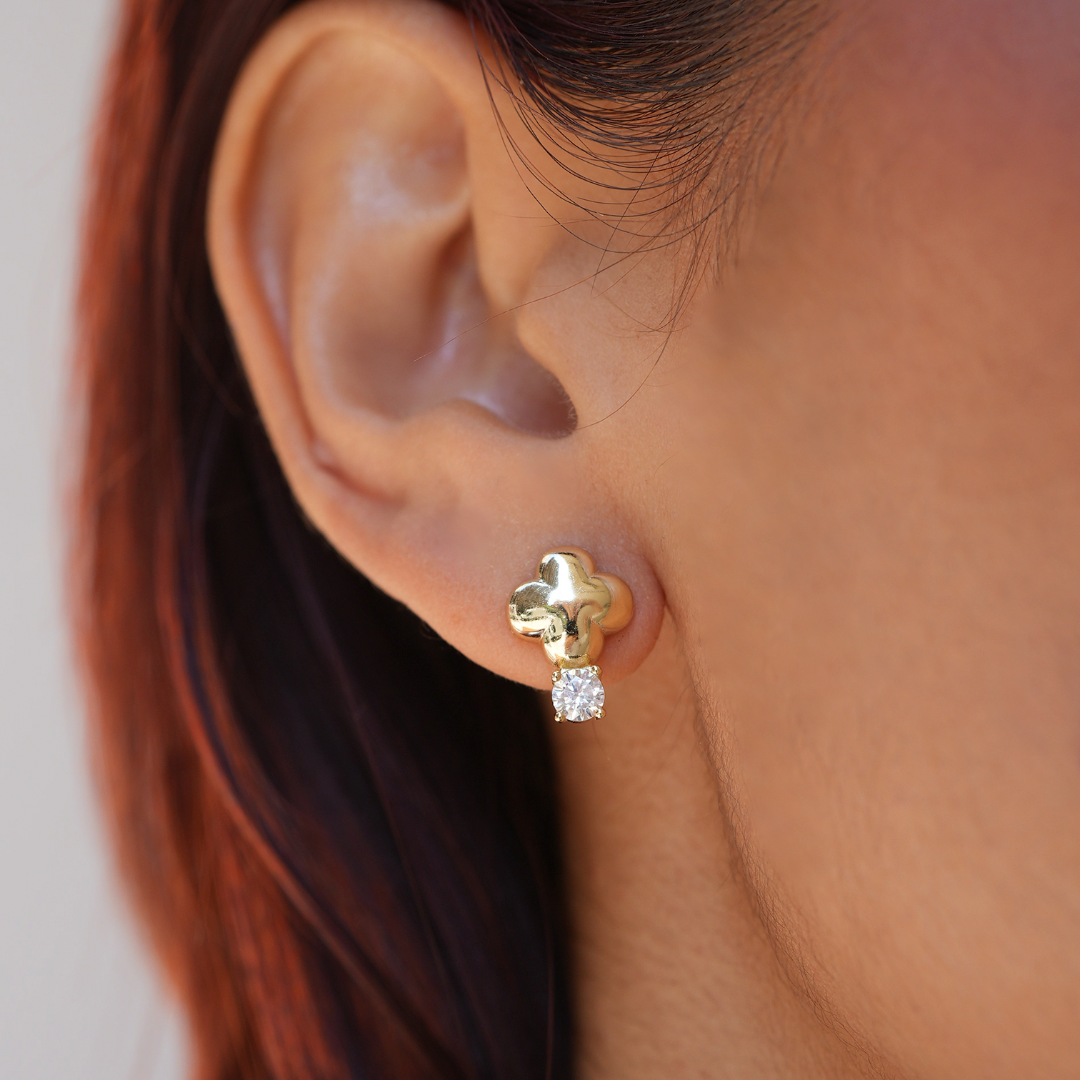 THE CZ PUFFY CLOVER STUD