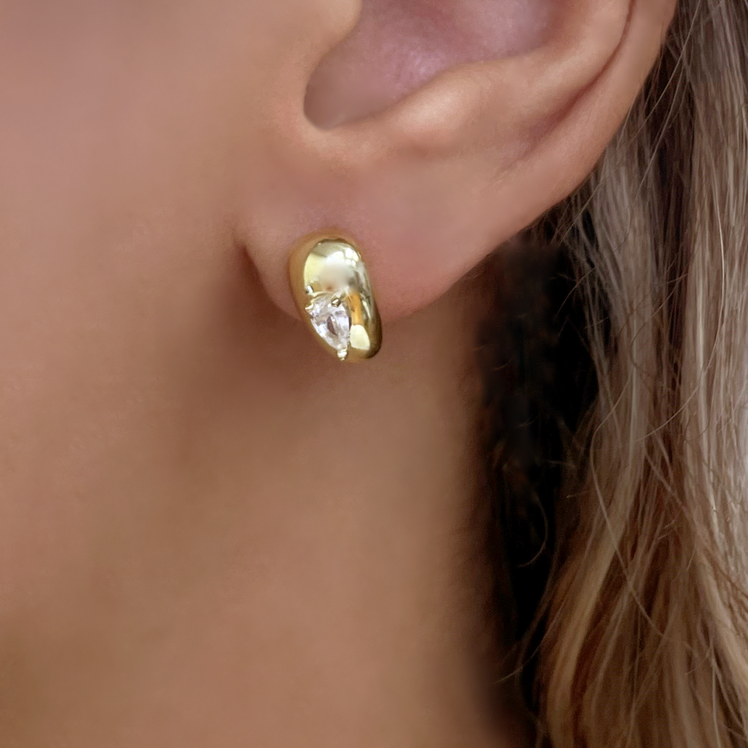 BOBBIE EARRING