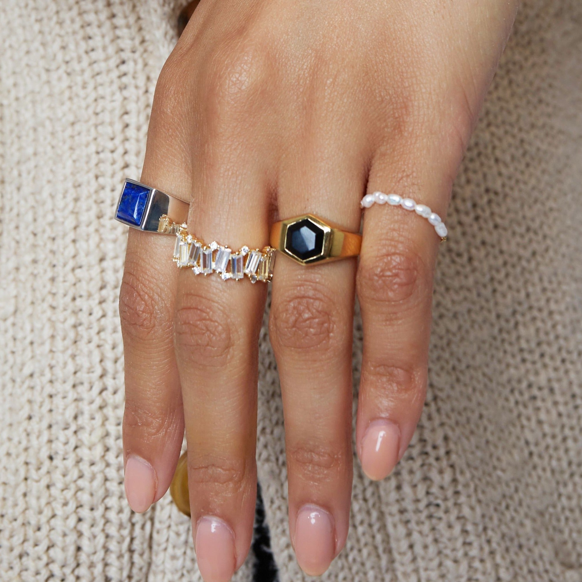 THE PEARL CHAIN RING