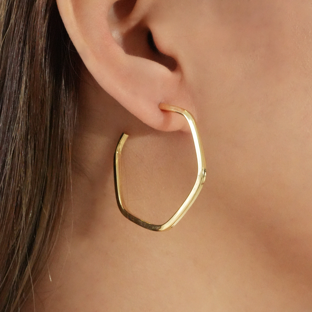 THE HEXAGON HOOP
