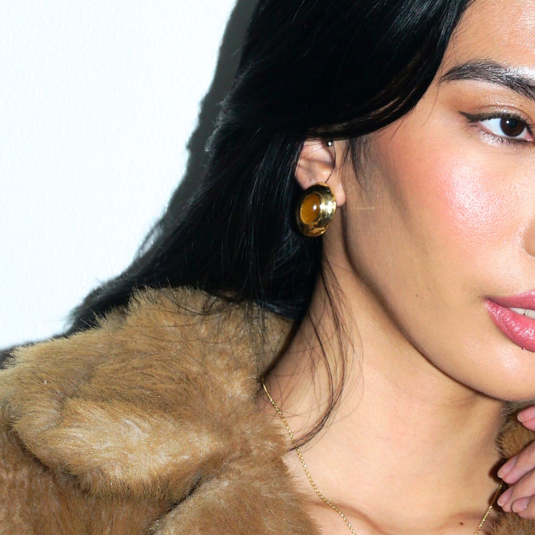 TERRA STUDS — TIGER'S EYE