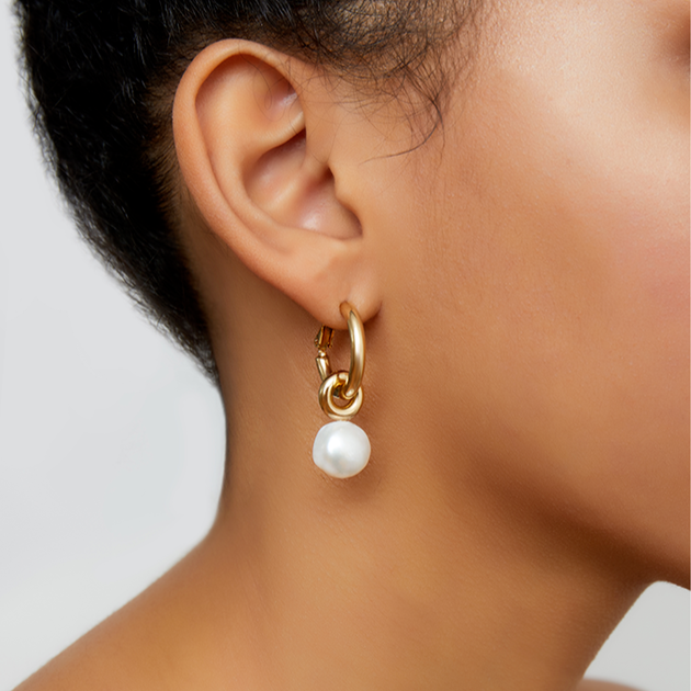 THE PEARL DROP HOOP