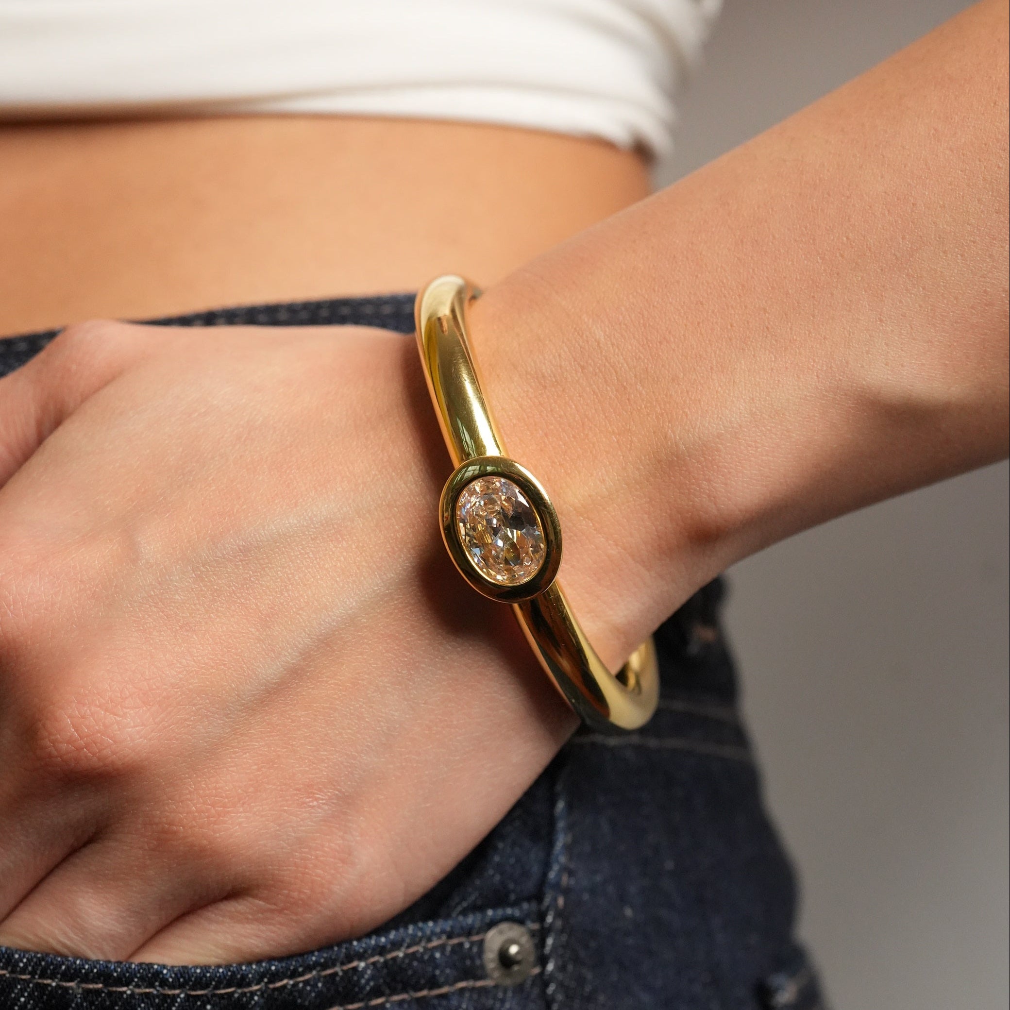 OVAL HEIRLOOM BANGLE