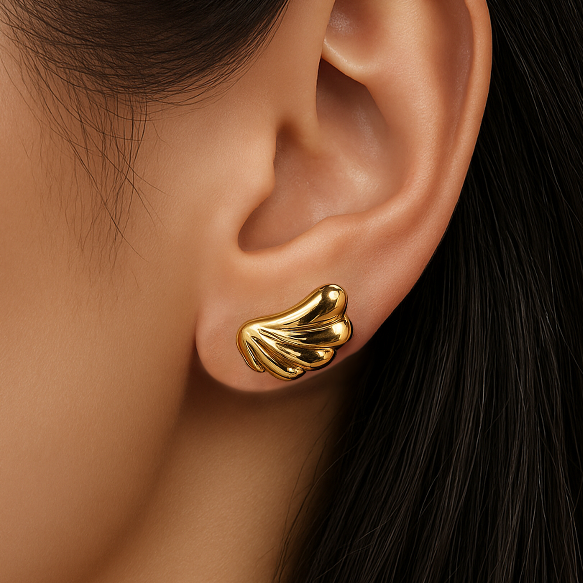 THE SORELLA EARRING