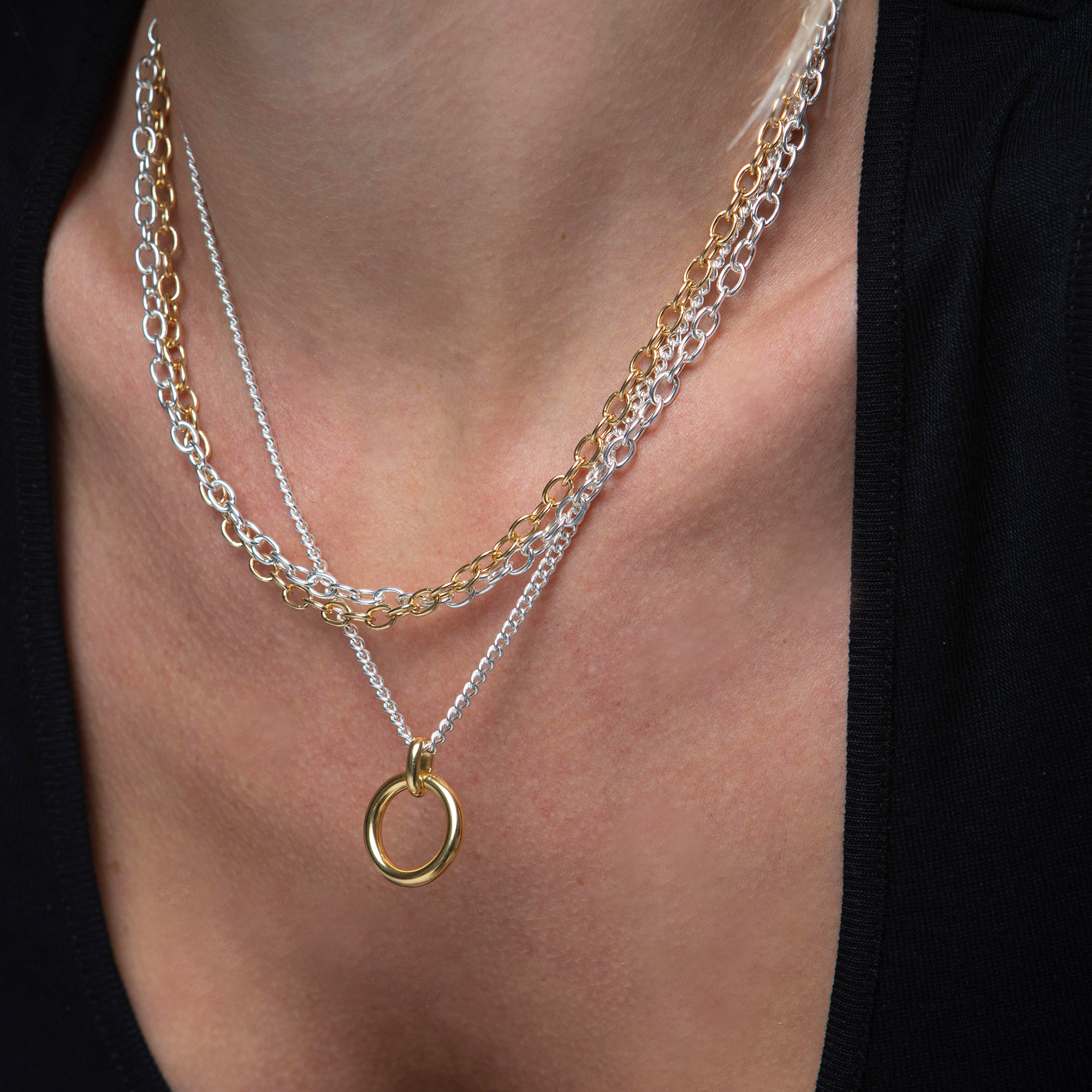 THE TWO TONE OVAL CHAIN NECKLACE
